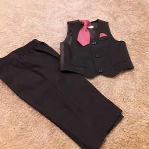 Starting out 3pc suit set black pinstripe 6/9 mos